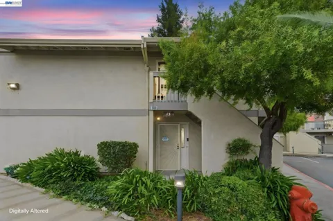 894 Lewelling Blvd #13