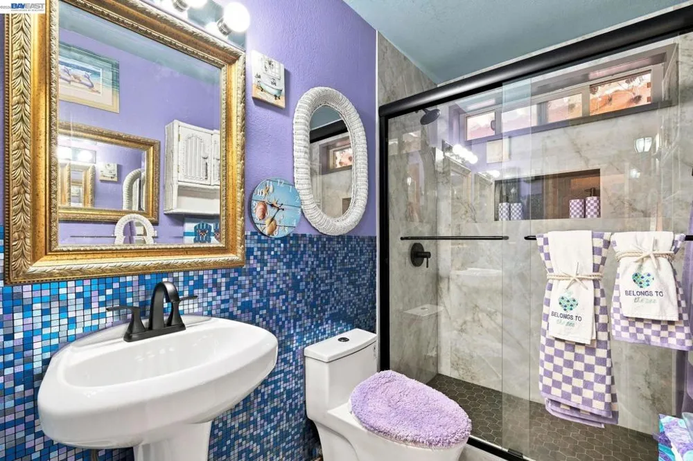 894 Lewelling Blvd #13 San Leandro, CA 94579