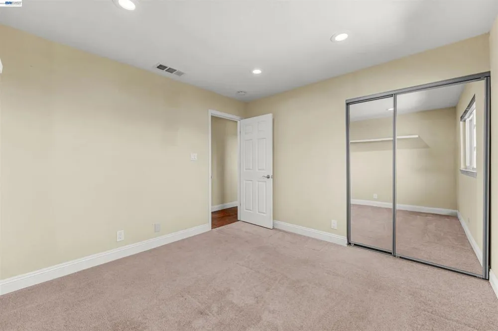 2547 Silvercrest Ct Pinole, CA 94564