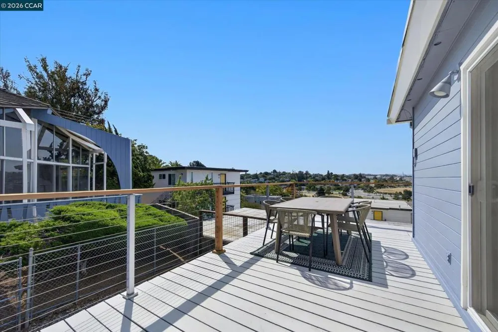 425 Hichborn St Vallejo, CA 94590
