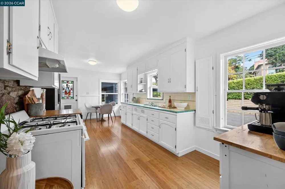 425 Hichborn St Vallejo, CA 94590