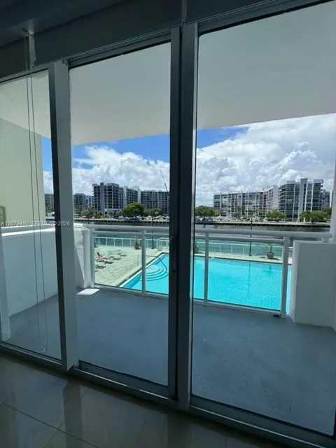 3000 S Ocean Dr #200