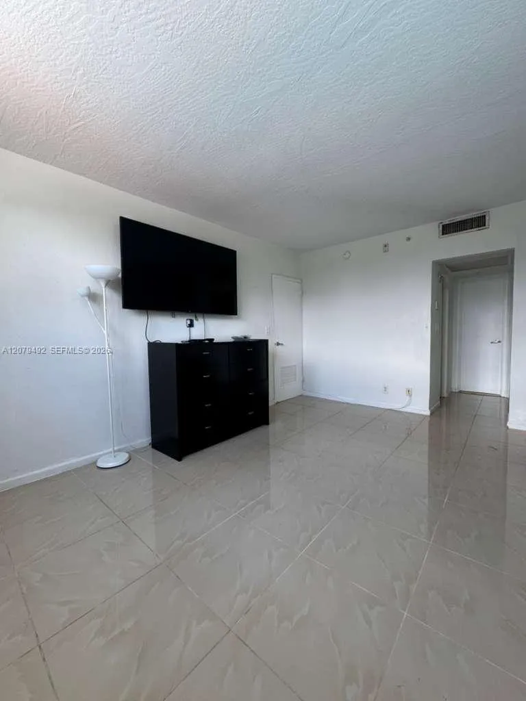 3000 S Ocean Dr #200 Hollywood, FL 33019