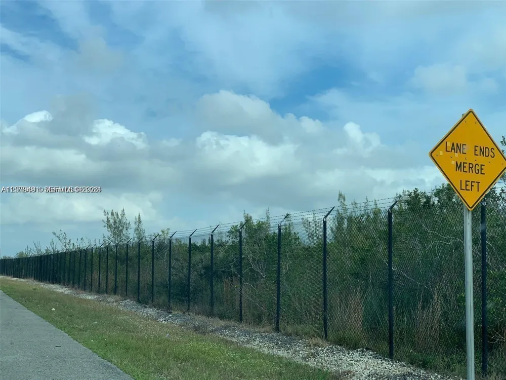 425 W NEAR US-1 Homestead, FL 33035