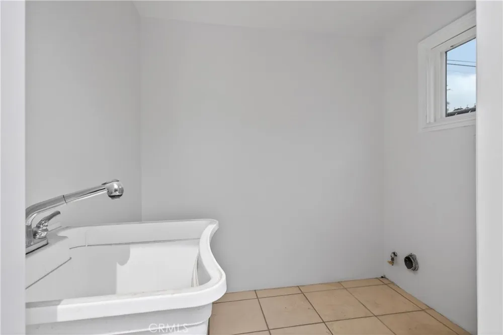 1405 Westminster Alhambra, CA 91803