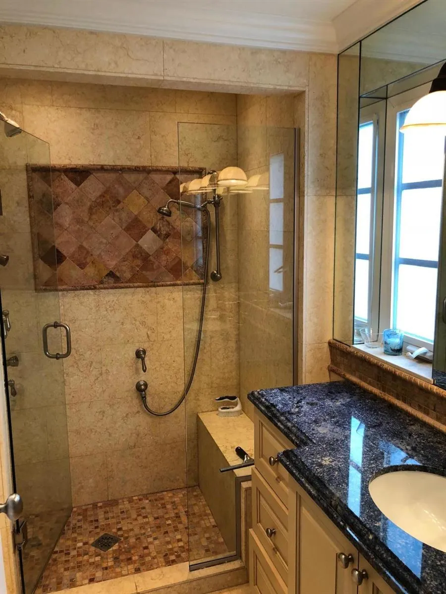 251 Oleander Avenue #1 Palm Beach, FL 33480