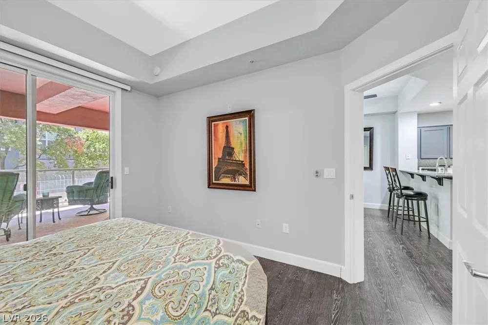59 E Agate Avenue #206 Las Vegas, NV 89123