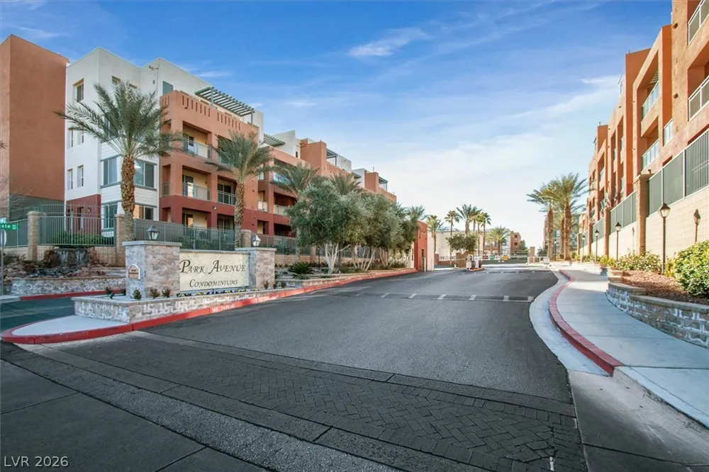 59 E Agate Avenue #206 Las Vegas, NV 89123