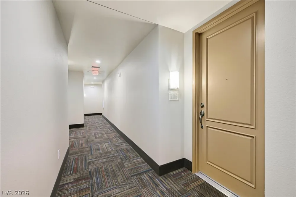 59 E Agate Avenue #206 Las Vegas, NV 89123
