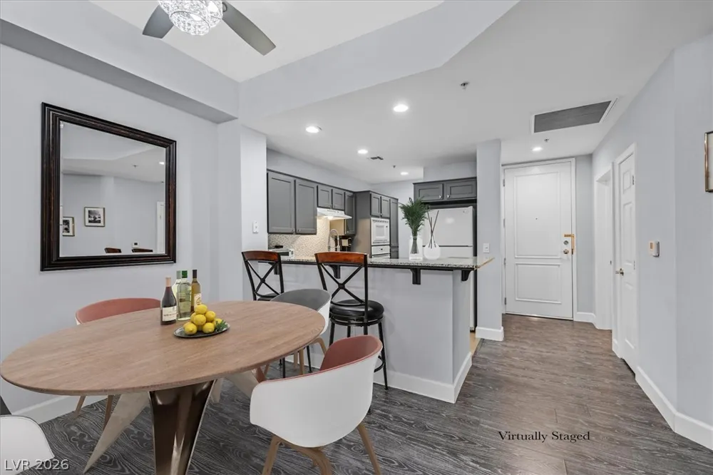 59 E Agate Avenue #206 Las Vegas, NV 89123