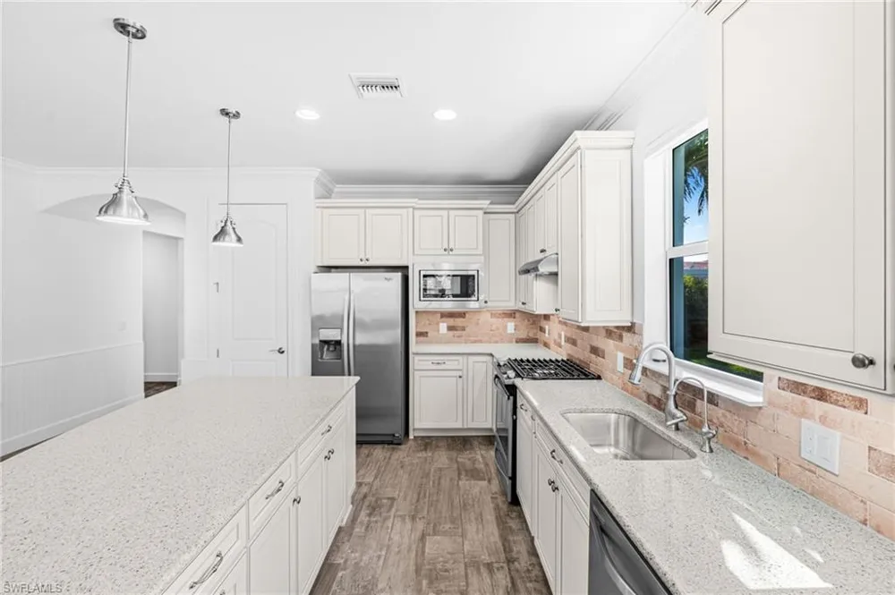10647 Tiki Court Estero, FL 33928