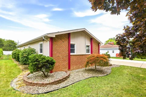 2904 Clayburn Road