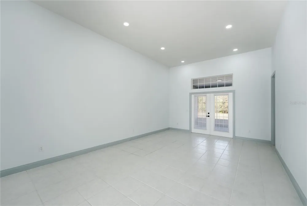 4873 NE 64 AVENUE Silver Springs, FL 34488