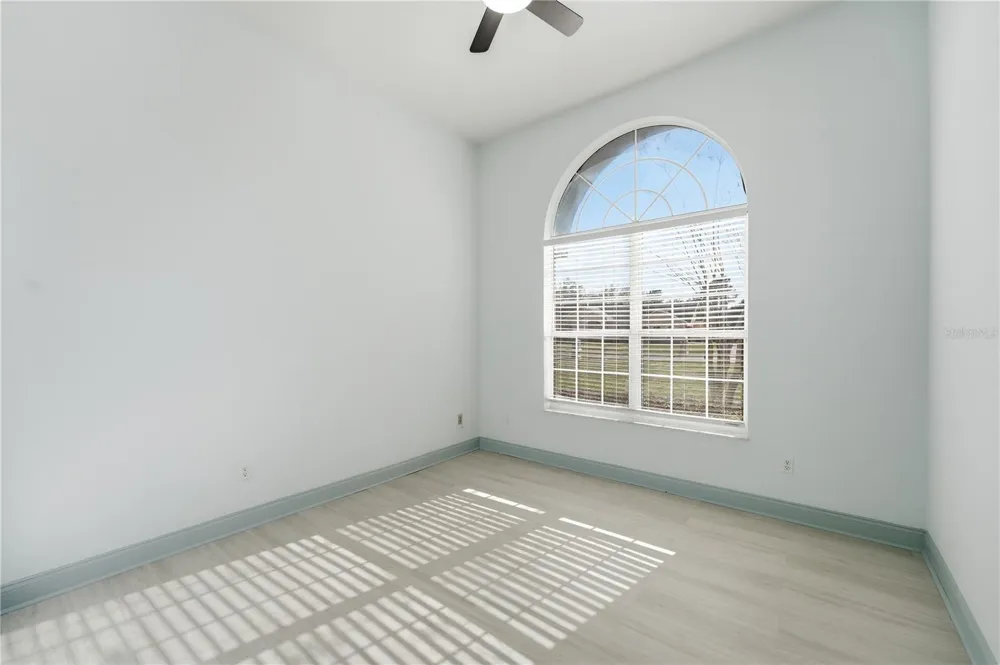 4873 NE 64 AVENUE Silver Springs, FL 34488