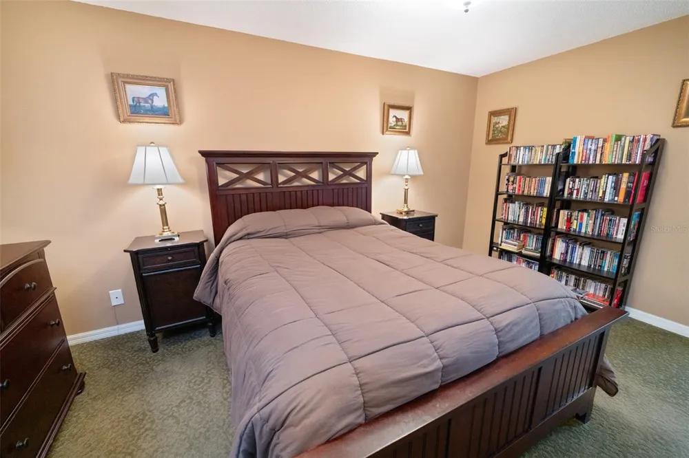 11200 102ND AVENUE #15 Seminole, FL 33778