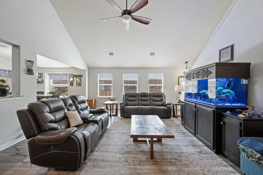 233 San Matteo Street Georgetown, TX 78628
