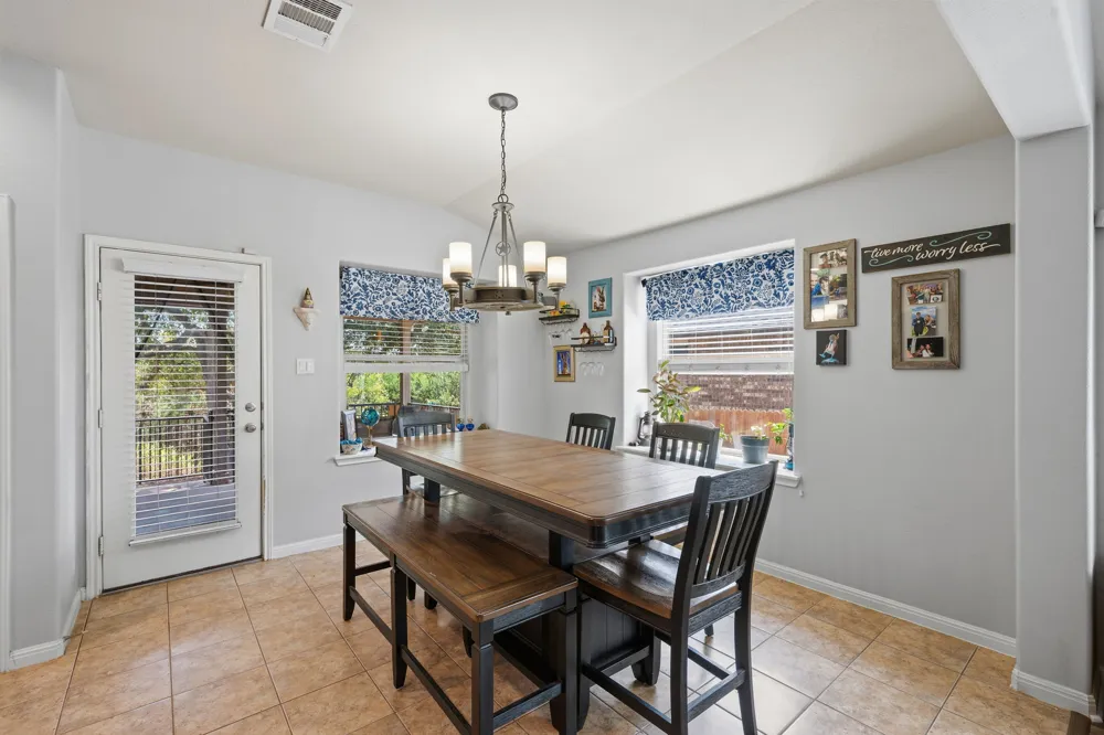 233 San Matteo Street Georgetown, TX 78628