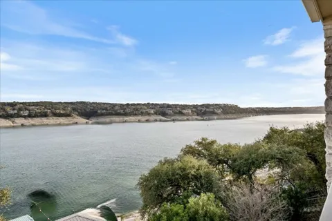 18231 Lakepoint Cove