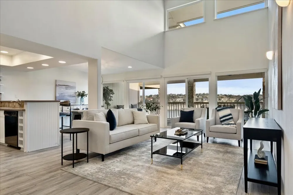 18231 Lakepoint Cove Lago Vista, TX 78645