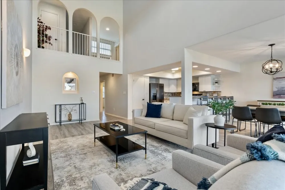 18231 Lakepoint Cove Lago Vista, TX 78645