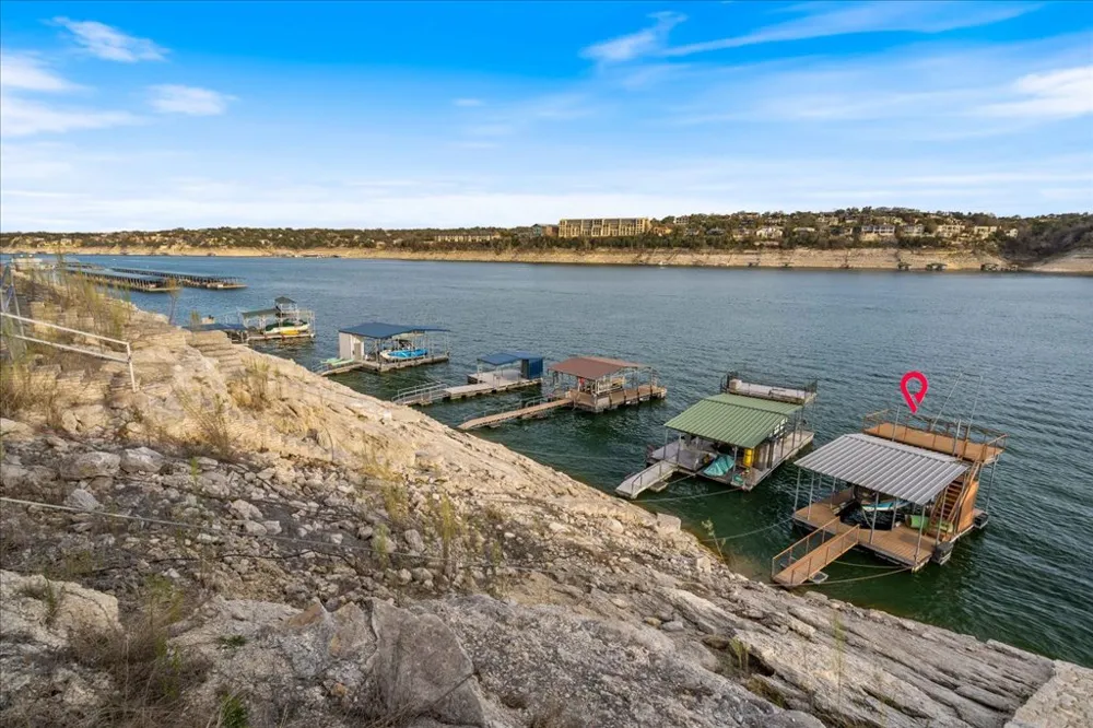 18231 Lakepoint Cove Lago Vista, TX 78645