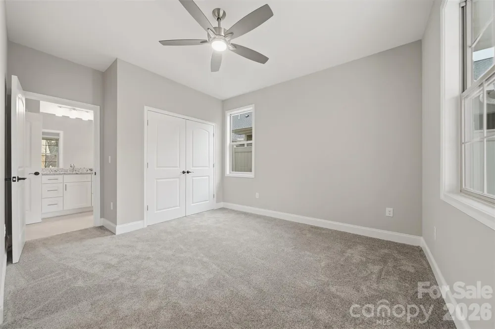 827C Wynnshire Drive #66 Hickory, NC 28601