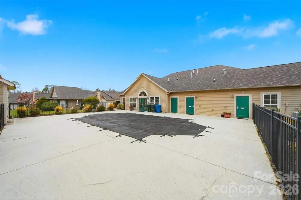 827C Wynnshire Drive #66 Hickory, NC 28601
