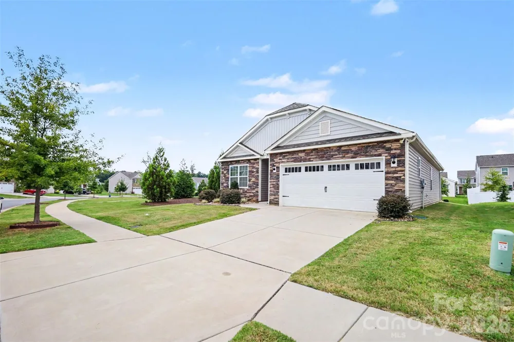 7594 Stonehouse Drive Gastonia, NC 28056
