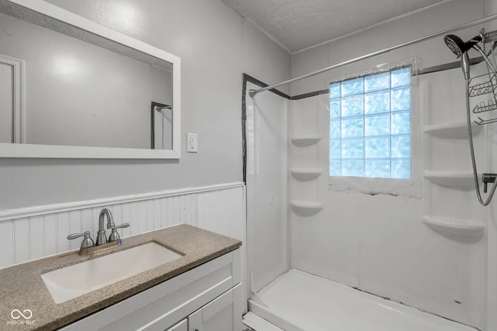 8640 McGaughey Indianapolis, IN 46239