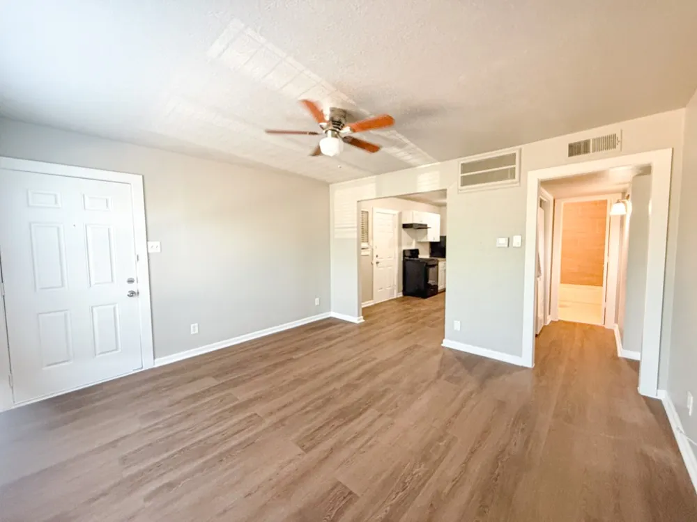 808 Blaylock Drive #201 Dallas, TX 75203