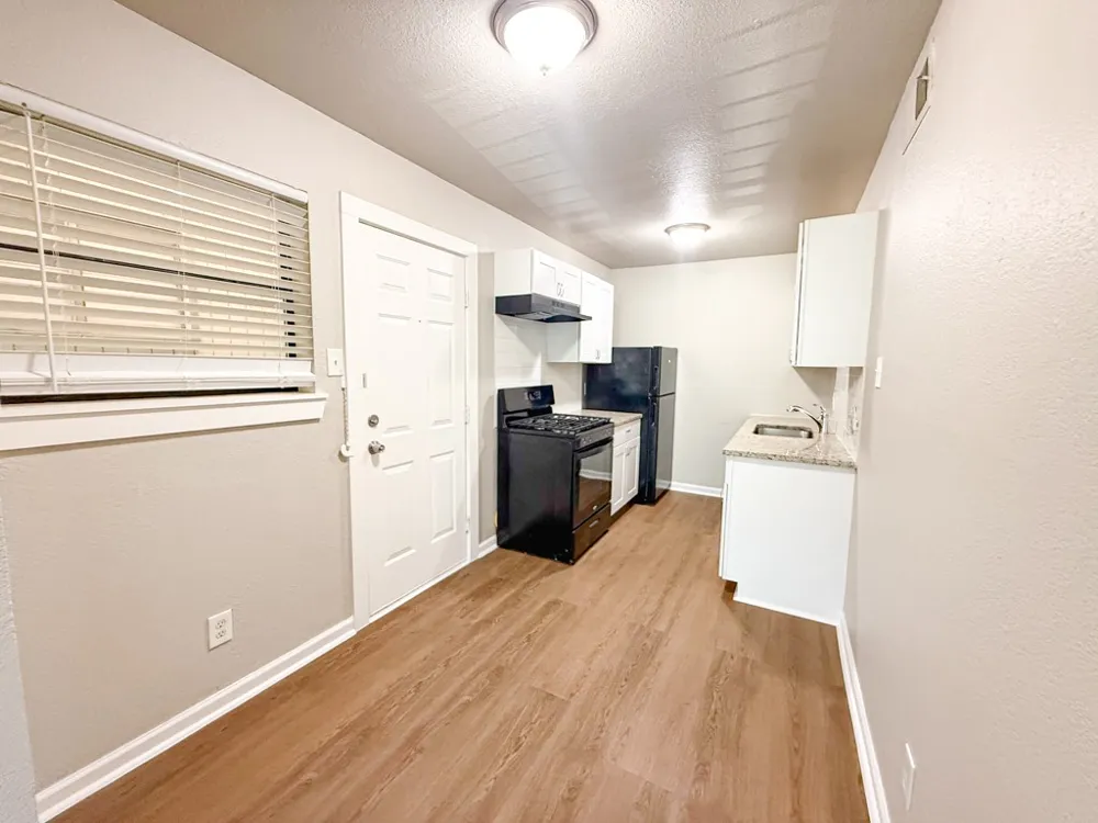 808 Blaylock Drive #201 Dallas, TX 75203