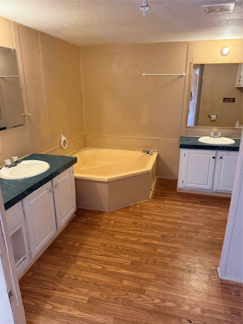 128 Rommel Court Springtown, TX 76082