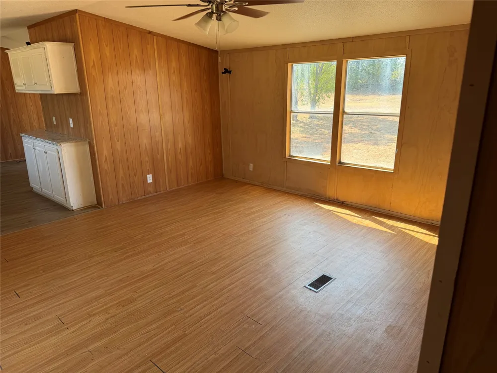 128 Rommel Court Springtown, TX 76082
