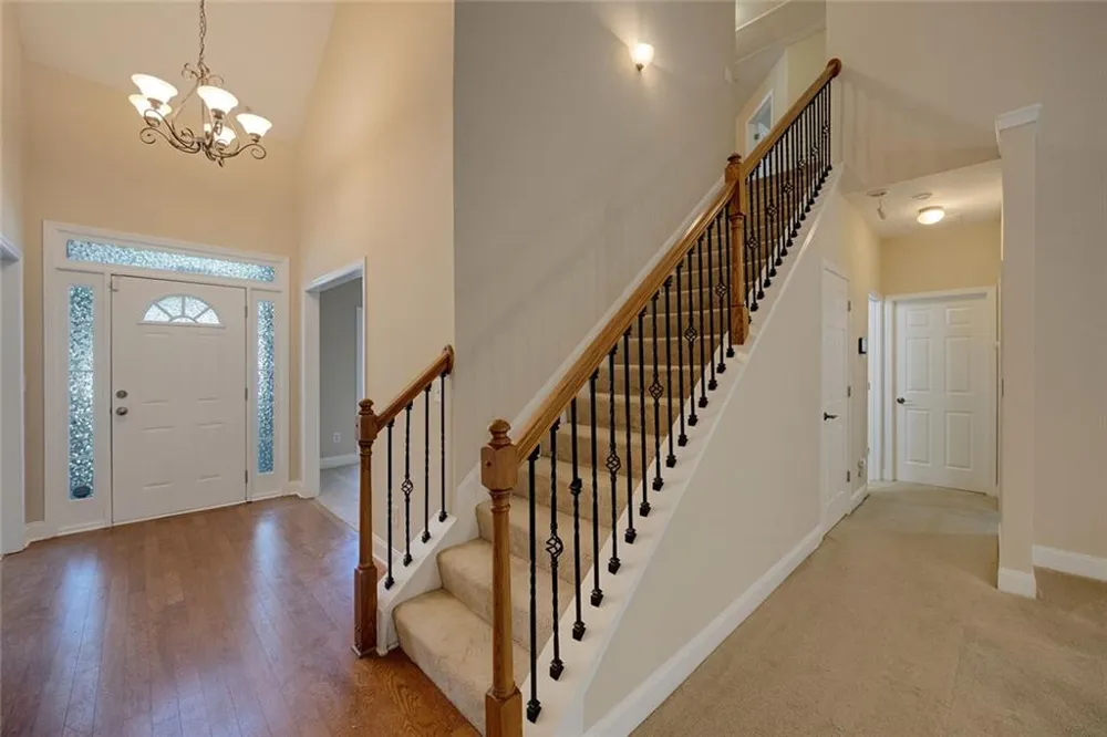 560 Roland Manor Drive Dacula, GA 30019