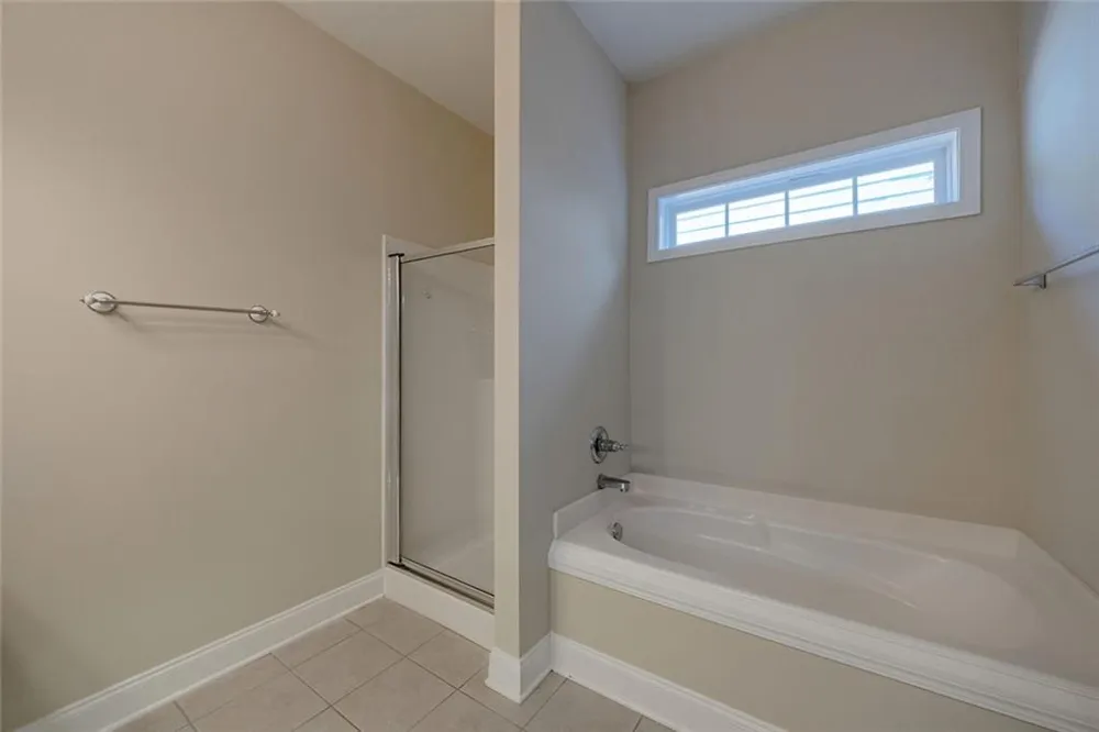 560 Roland Manor Drive Dacula, GA 30019