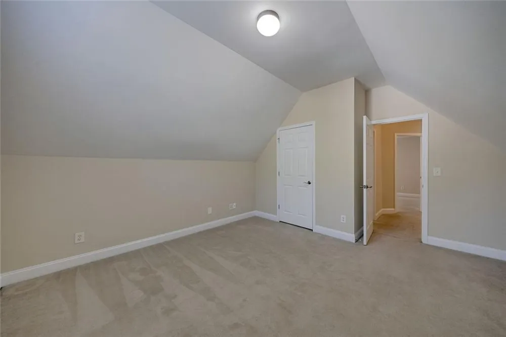 560 Roland Manor Drive Dacula, GA 30019