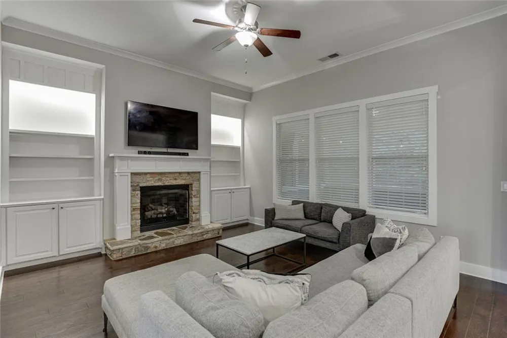 6454 Park Bench Place Hoschton, GA 30548