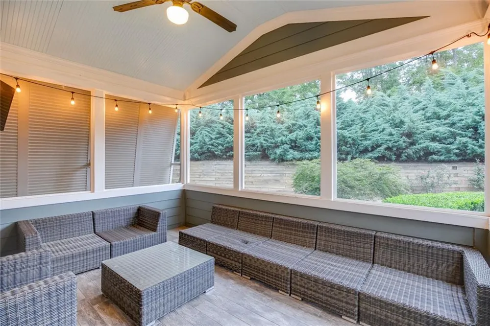 6454 Park Bench Place Hoschton, GA 30548