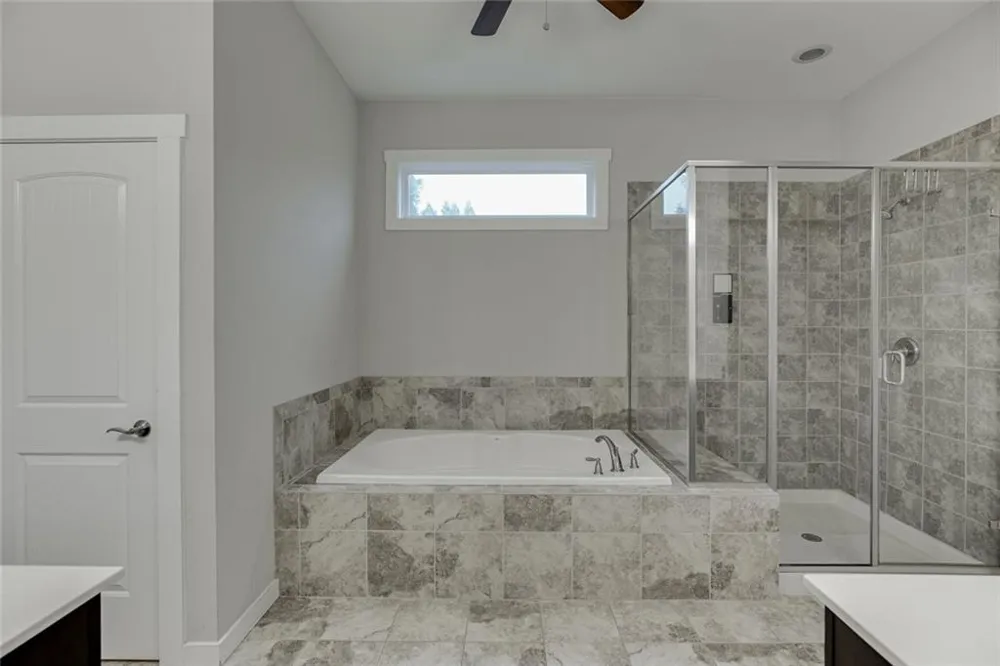 6454 Park Bench Place Hoschton, GA 30548