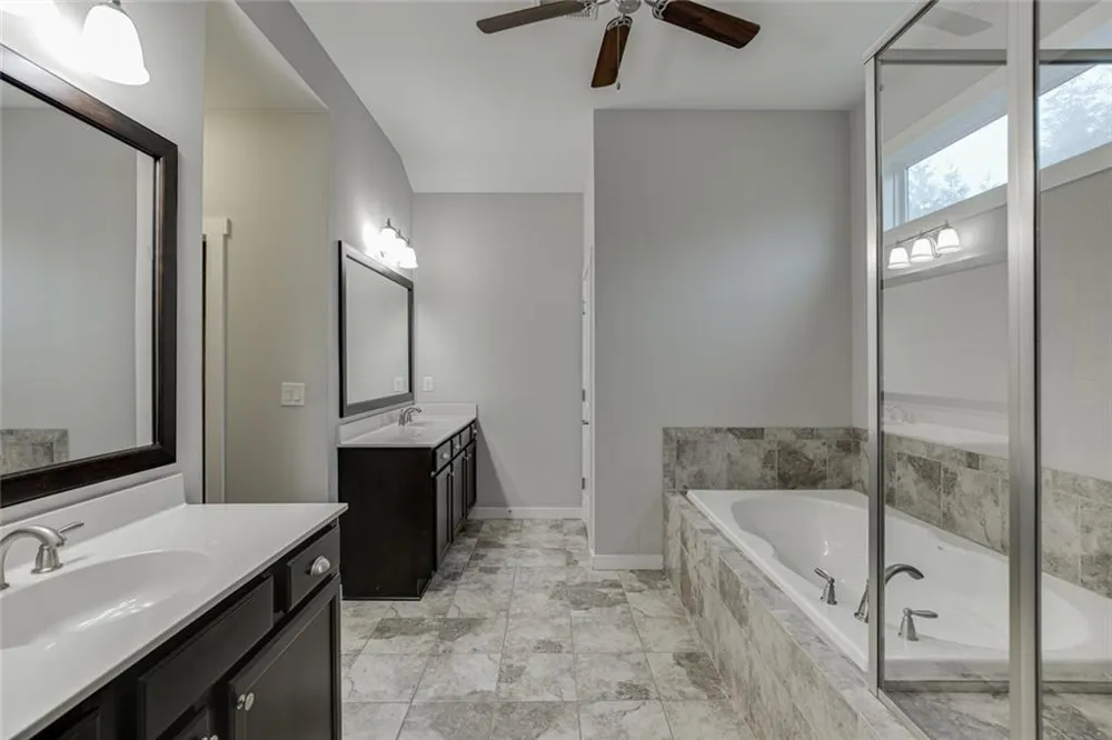6454 Park Bench Place Hoschton, GA 30548