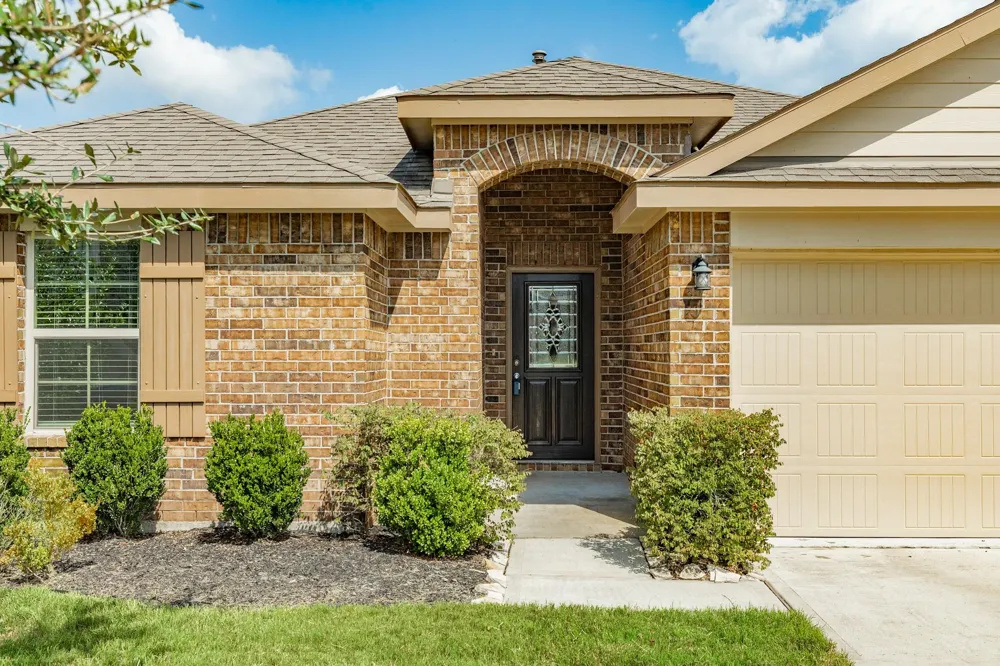 10323 Sill Prairie Drive Rosharon, TX 77583