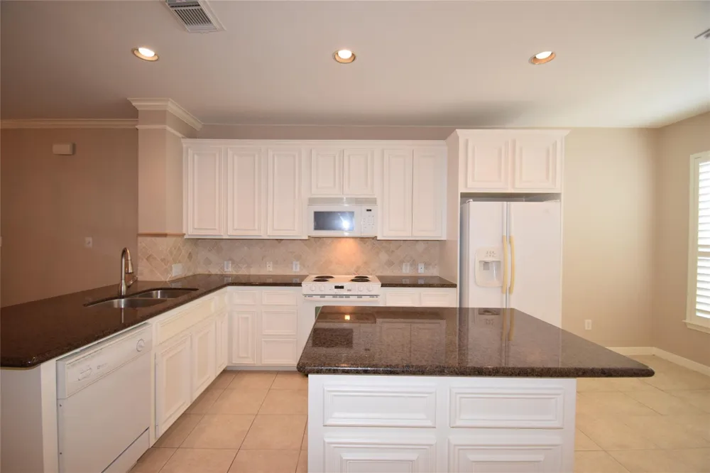 722 Memorial Heights Drive Houston, TX 77007