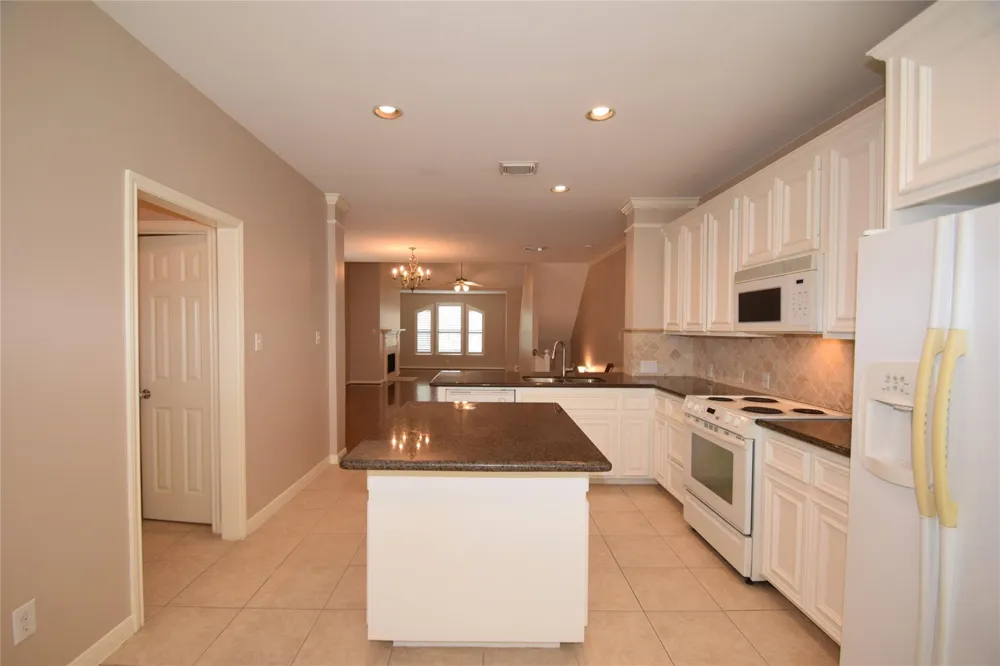 722 Memorial Heights Drive Houston, TX 77007