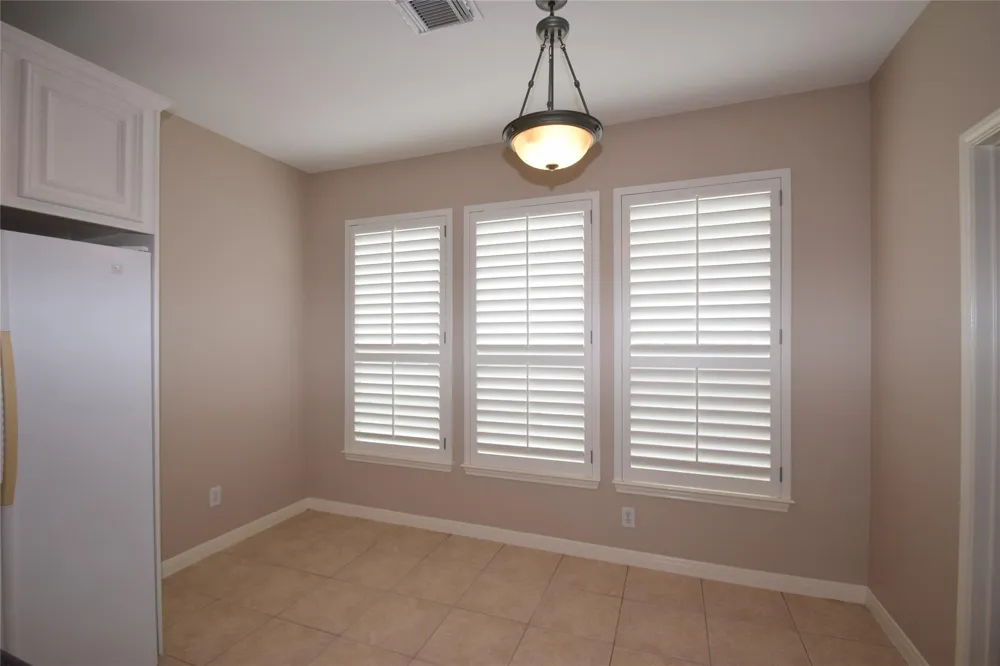 722 Memorial Heights Drive Houston, TX 77007