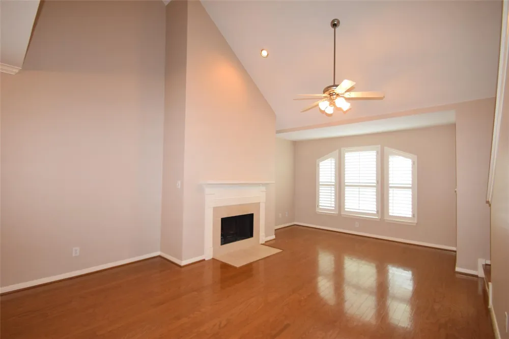 722 Memorial Heights Drive Houston, TX 77007