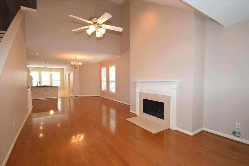 722 Memorial Heights Drive Houston, TX 77007