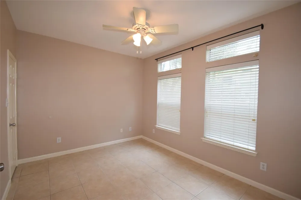 722 Memorial Heights Drive Houston, TX 77007