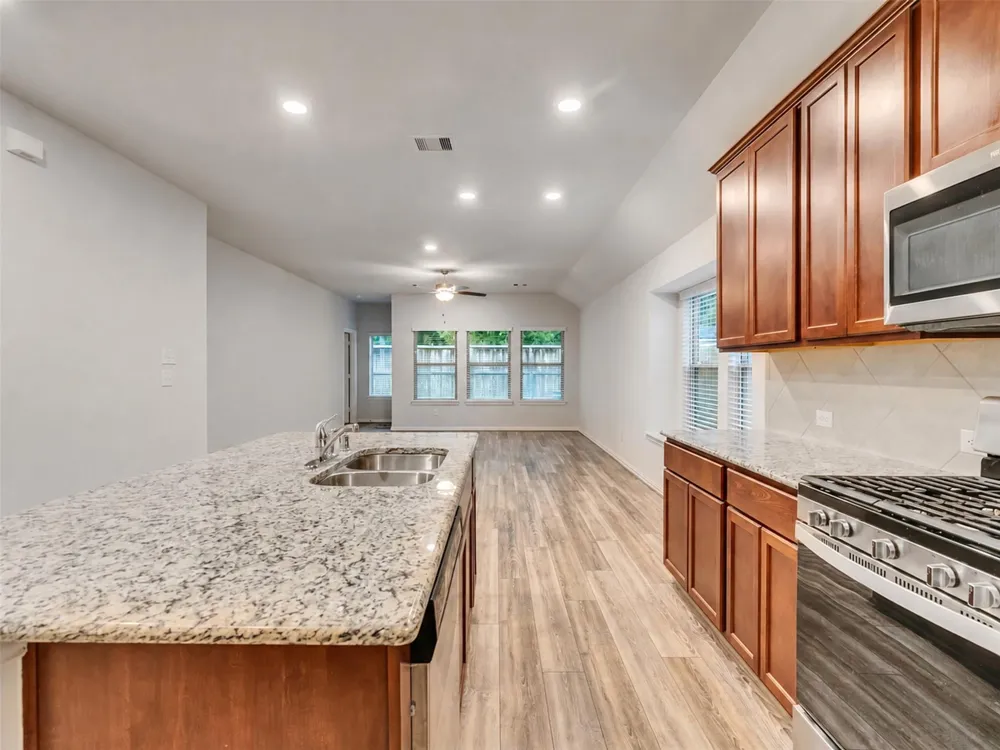 16923 Lagos Lane Crosby, TX 77532