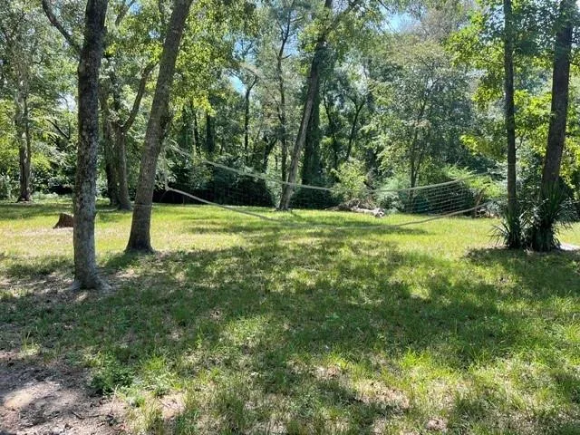 W  Christine Dr Splendora, TX 77372