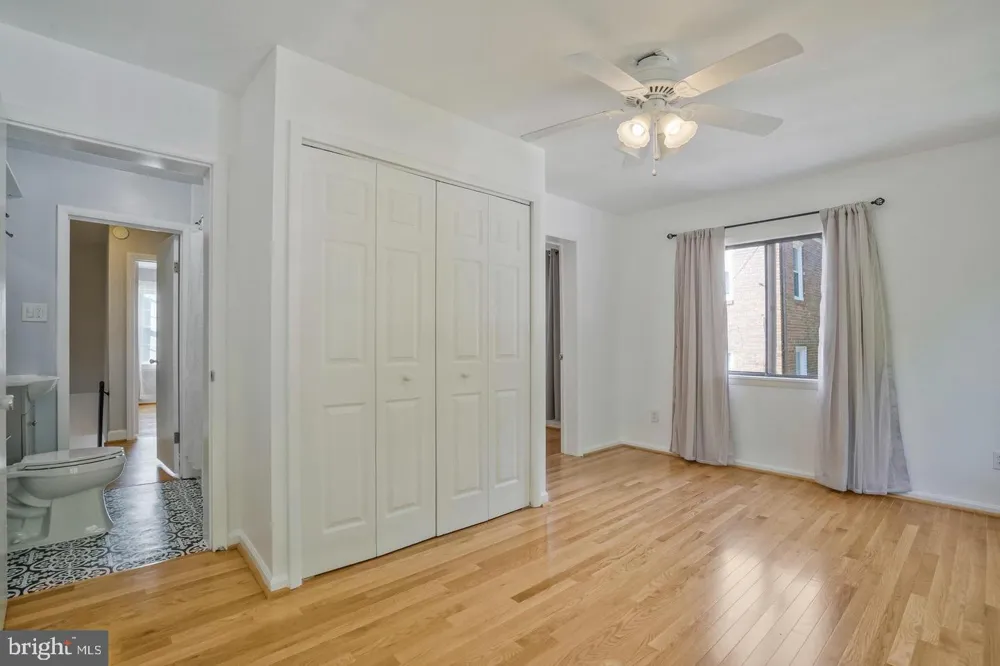 5758 BISCAYNE DRIVE Alexandria, VA 22303